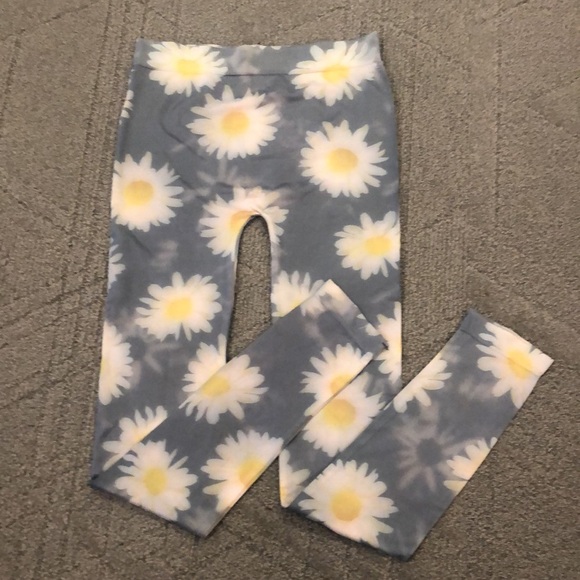 Women’s Daisy Leggings - Picture 3 of 3